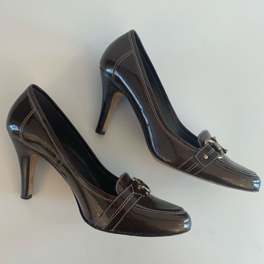 Joan & David Circa Brown Patent Leather Pumps